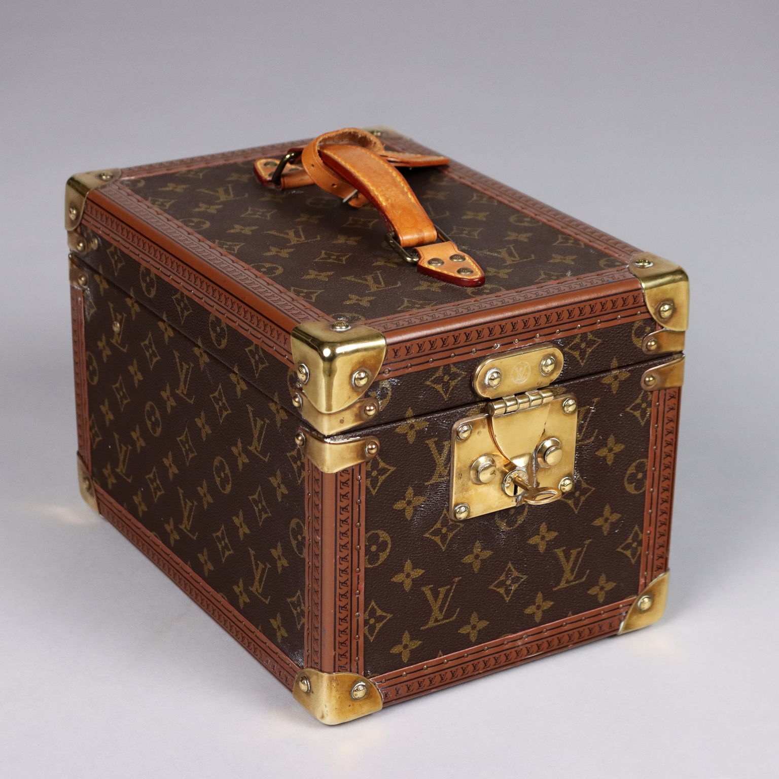Maison GOYARD - Vintage Large semi-rigid suitcase in pri…