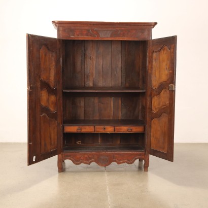 Petite Armoire de Style Néoclassique