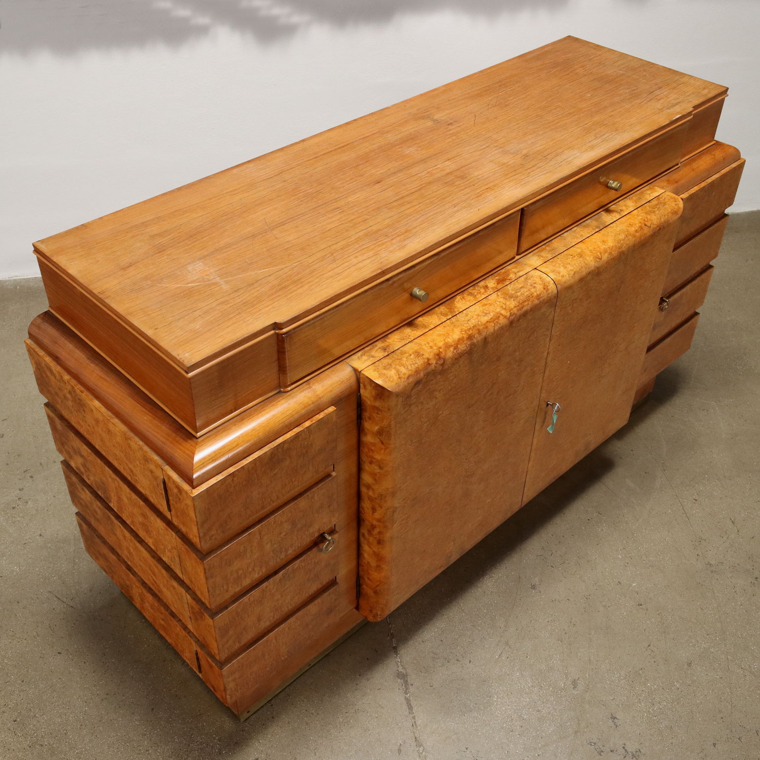 Mobiletto buffet vintage in legno noce HALLEN