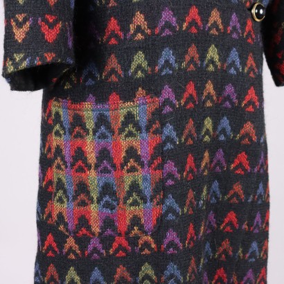 Bata vintage con abrigo multicolor