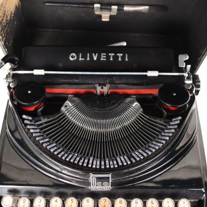 Ico Olivetti Typewriter