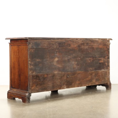 Credenza Costruita con Materiale Antico