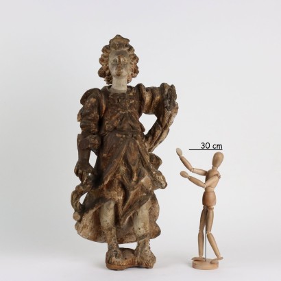 Statue en bois