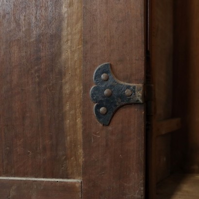 Großes Sideboard mit zwei Korpussen