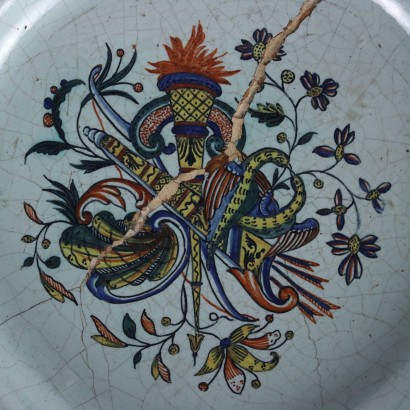 Piatto in Maiolica Rouen