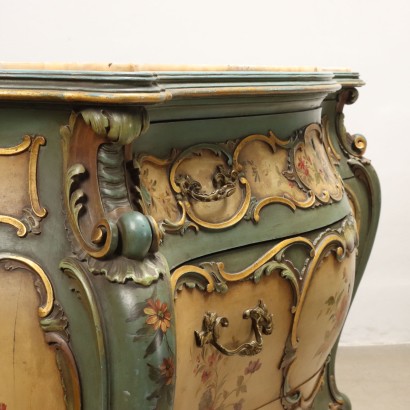 Commode Laquée de Style Rococo, Commode Laquée de Style Baroque V