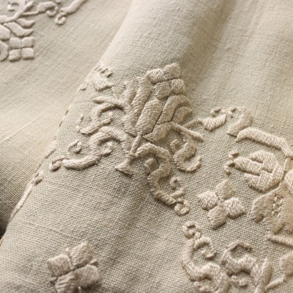 Table cover in mixed linen