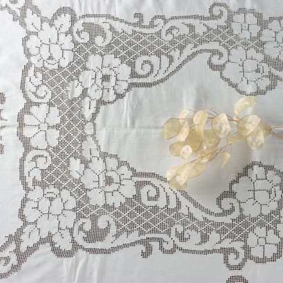 Antique Tablecloth Sicilian Embroidery Linen Italy XX Century