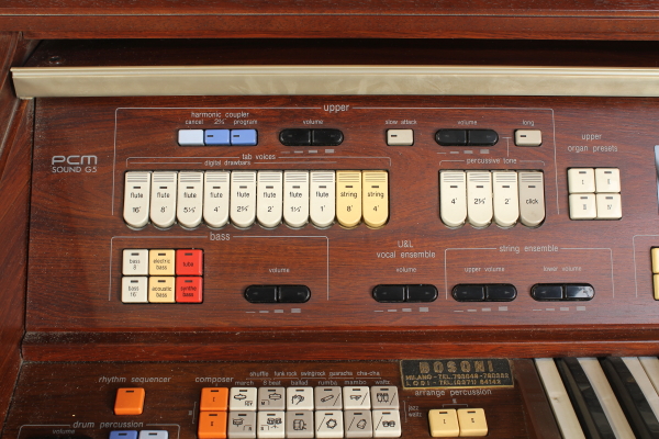 Orgue électronique année 80