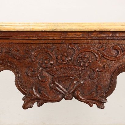 Baroque Console