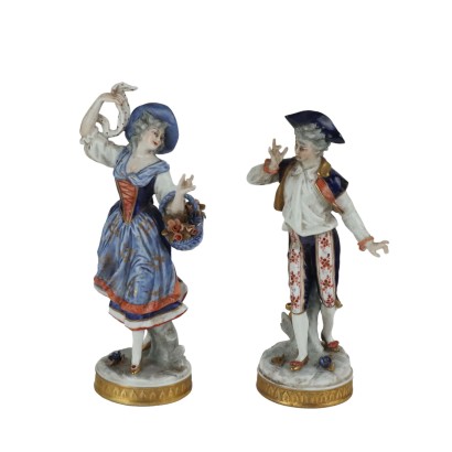 Paire de figurines en porcelaine de Capodimonte Naples