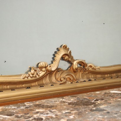 MEUBLES DE CHAMBRE AVEC MIROIR, Buffet de style baroque