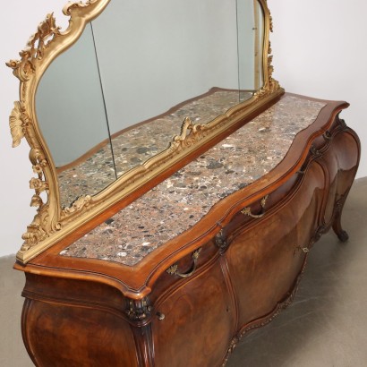 MEUBLES DE CHAMBRE AVEC MIROIR, Buffet de style baroque