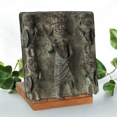 Plaque en bronze