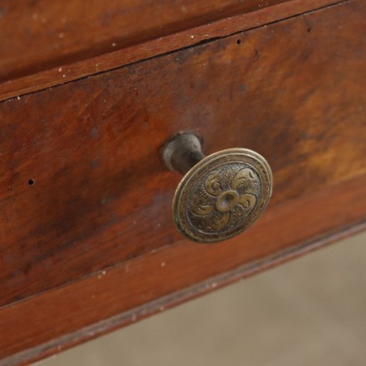 Table d'écriture, Bureau en noyer