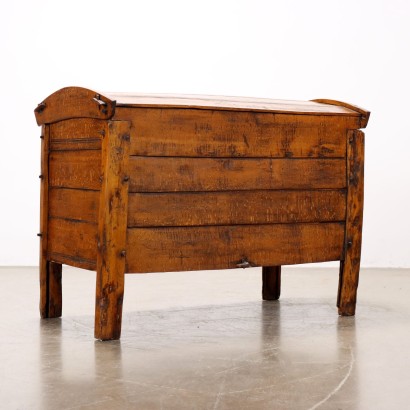 Sideboard, Sideboard im Umbertine-Stil