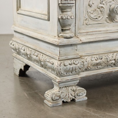 Commode laquée, Commode de style Renaissance