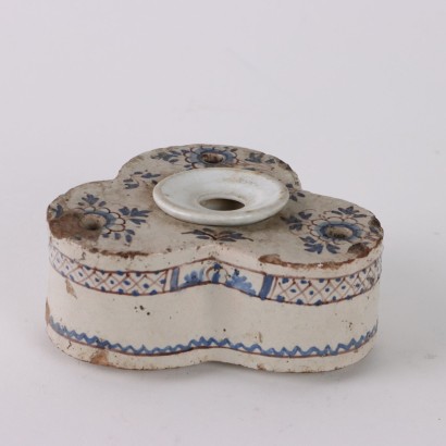 Majolica inkwell