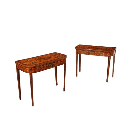 Paire de Tables à Jeux Peintes