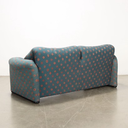 Sofa 'Maralunga' by Vico Magistretti,Vico Magistretti,Vico Magistretti,Vico Magistretti,Vico Magistretti,Vico Magistretti