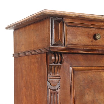 Credenza,Credenza Umbertina