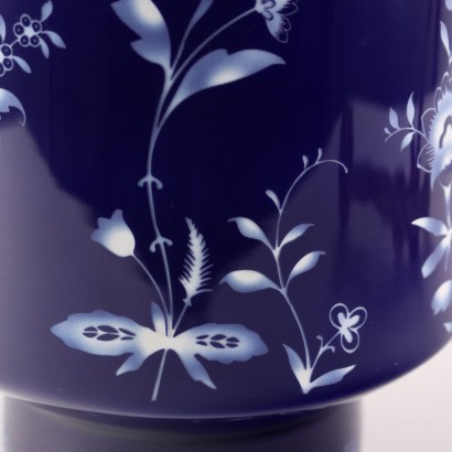 Midnight vase by Mendel Heit for Vista