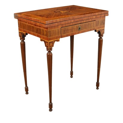 Neoclassical Game Table