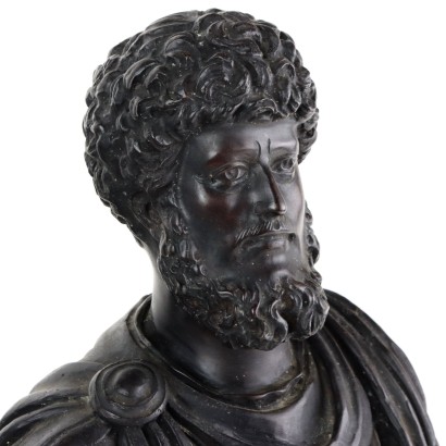 Busto del emperador romano Marco Aurelio en