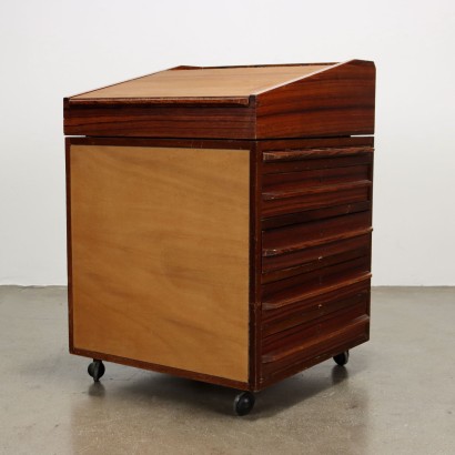 Armoire à tiroirs avec bureau