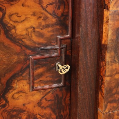 Chest of Drawers,Art Deco Chest of Drawers in Walnut