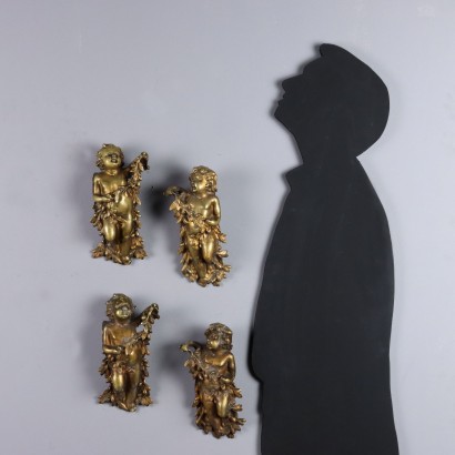 Groupe de putti en bronze doré