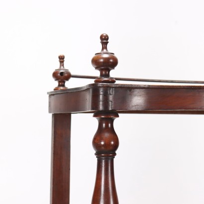 etagere,Etagere in Walnut,Étagère in Walnut