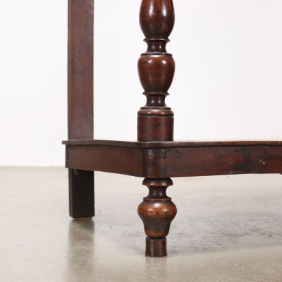 etagere,Etagere in Walnut,Étagère in Walnut