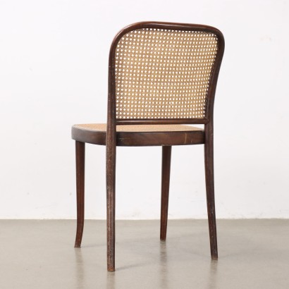 Fünf Stühle im Thonet-Stil