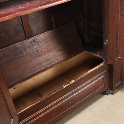 WARDROBE, Baroque walnut wardrobe