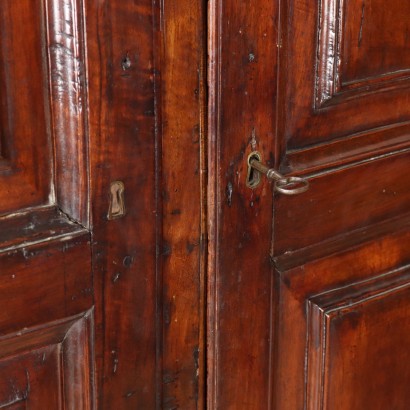 KLEIDERSCHRANK, Barock-Walnussschrank