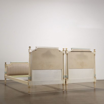 PAIR OF LACQUERED BEDS, Pair of Neoclassical Beds