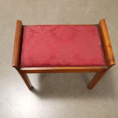 Sessel und Hocker, Gondelsessel mit Pouf