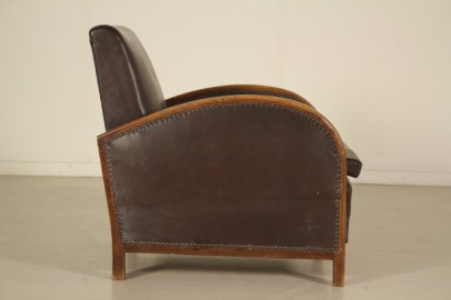 Chair 20-30 years