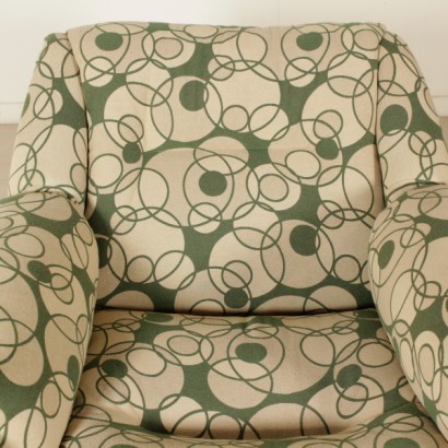 di mano in mano, poltrona bicolore, poltrona bianca, poltrona verde, poltrona bianca e verde, poltrona vintage poltrona di design, poltrona antica, poltrona imbottita, poltrona anni 60, poltrona anni 70, poltrona in tessuto, poltrona del 900, poltrona del novecento