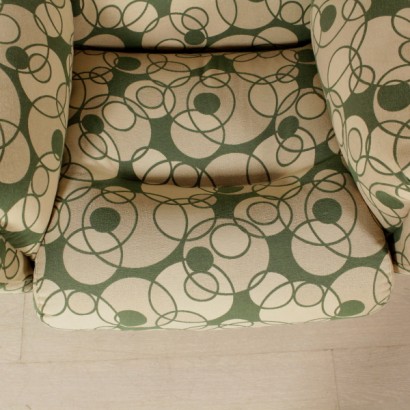 di mano in mano, poltrona bicolore, poltrona bianca, poltrona verde, poltrona bianca e verde, poltrona vintage poltrona di design, poltrona antica, poltrona imbottita, poltrona anni 60, poltrona anni 70, poltrona in tessuto, poltrona del 900, poltrona del novecento