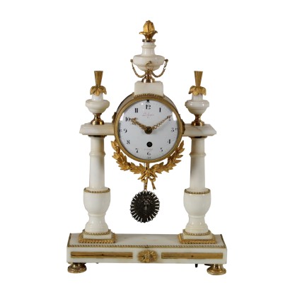 Antique Table Clock Lèchopiè à Paris Marble Gilded Bronze France 1700s