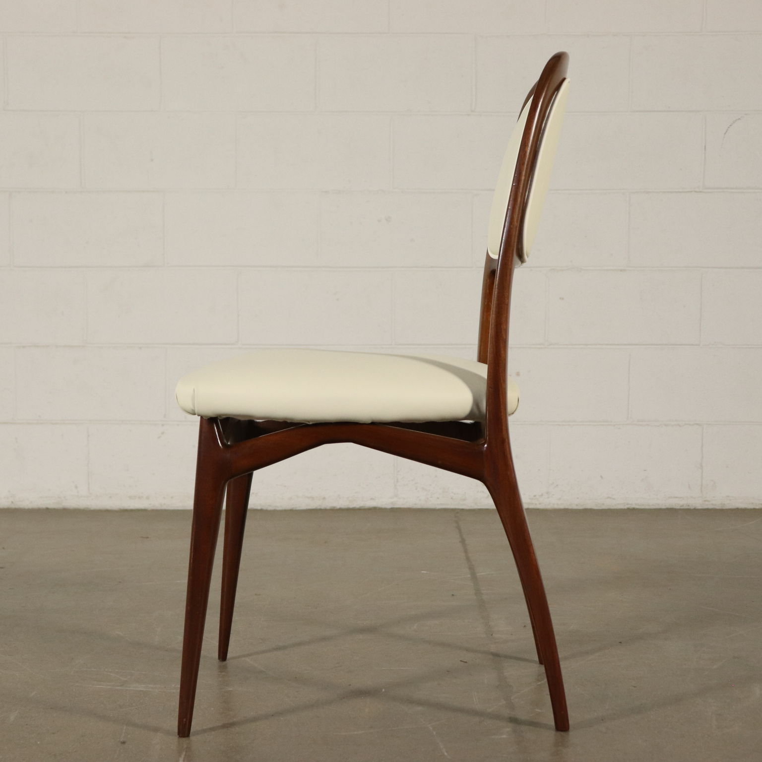 Sechs Stuhle Kunstleder Mahogani Vintage Italien 50er 60er Jahre Stuhle Moderne Dimanoinmano It