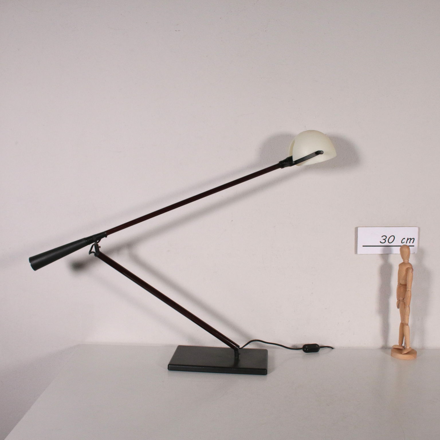 arteluce desk lamp