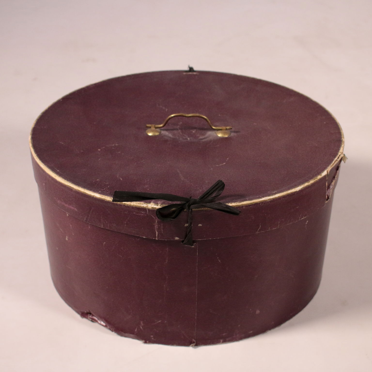 Antique French Hat Box, 1910 for sale at Pamono