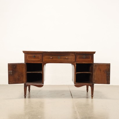 Neoclassical Desk Walnut Italy XVIII Century