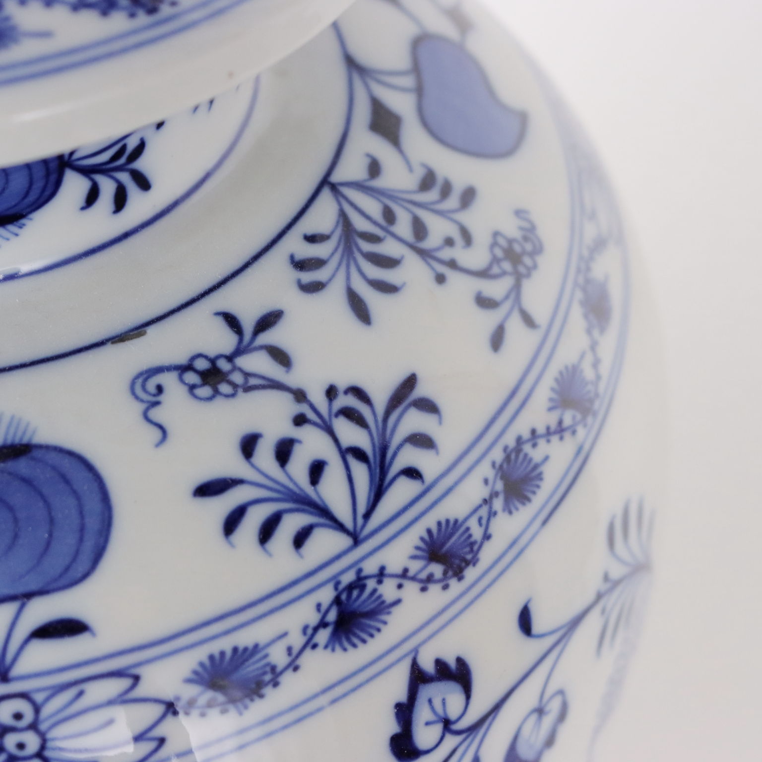 Vaso Antico Meissen '900 Porcellana Bianca e Blu Decoro a Cipolla