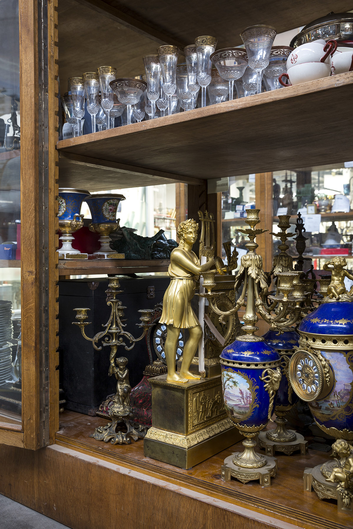 vendere oggetti antichi milano di mano in mano