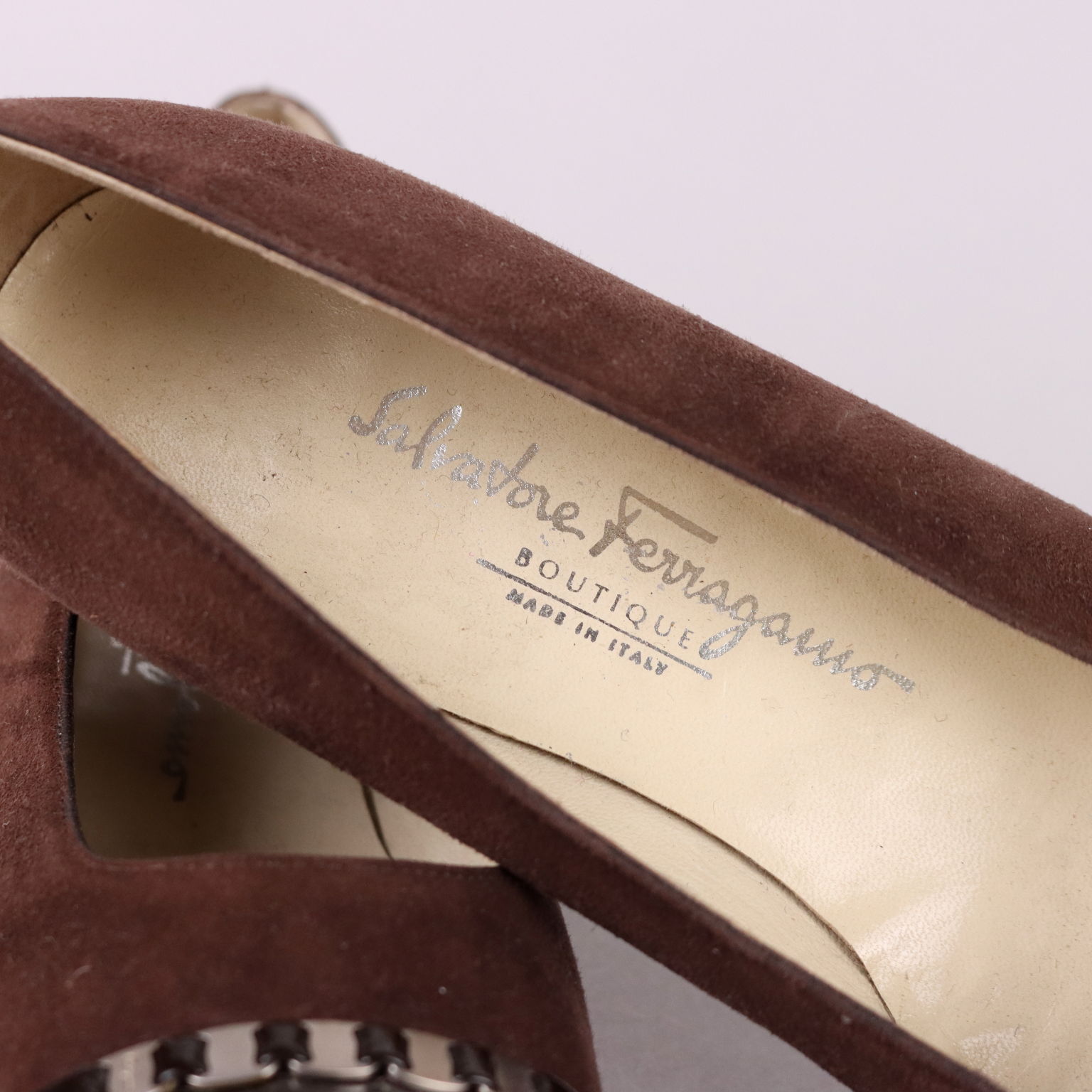 Vintage Ferragamo Schuhe aus Wildleder N. 37,5 der 80er Jahre