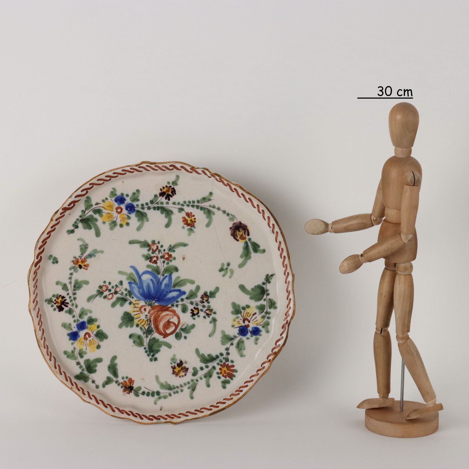 Antiker Schale aus Majolika Frankreich des XIX Jhs